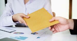 stipendi bassi italia